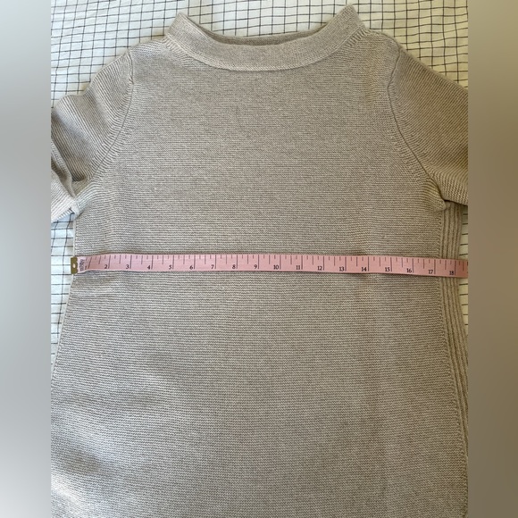 *SOLD* Wool & Cashmere blend sweater - Picture 3 of 5